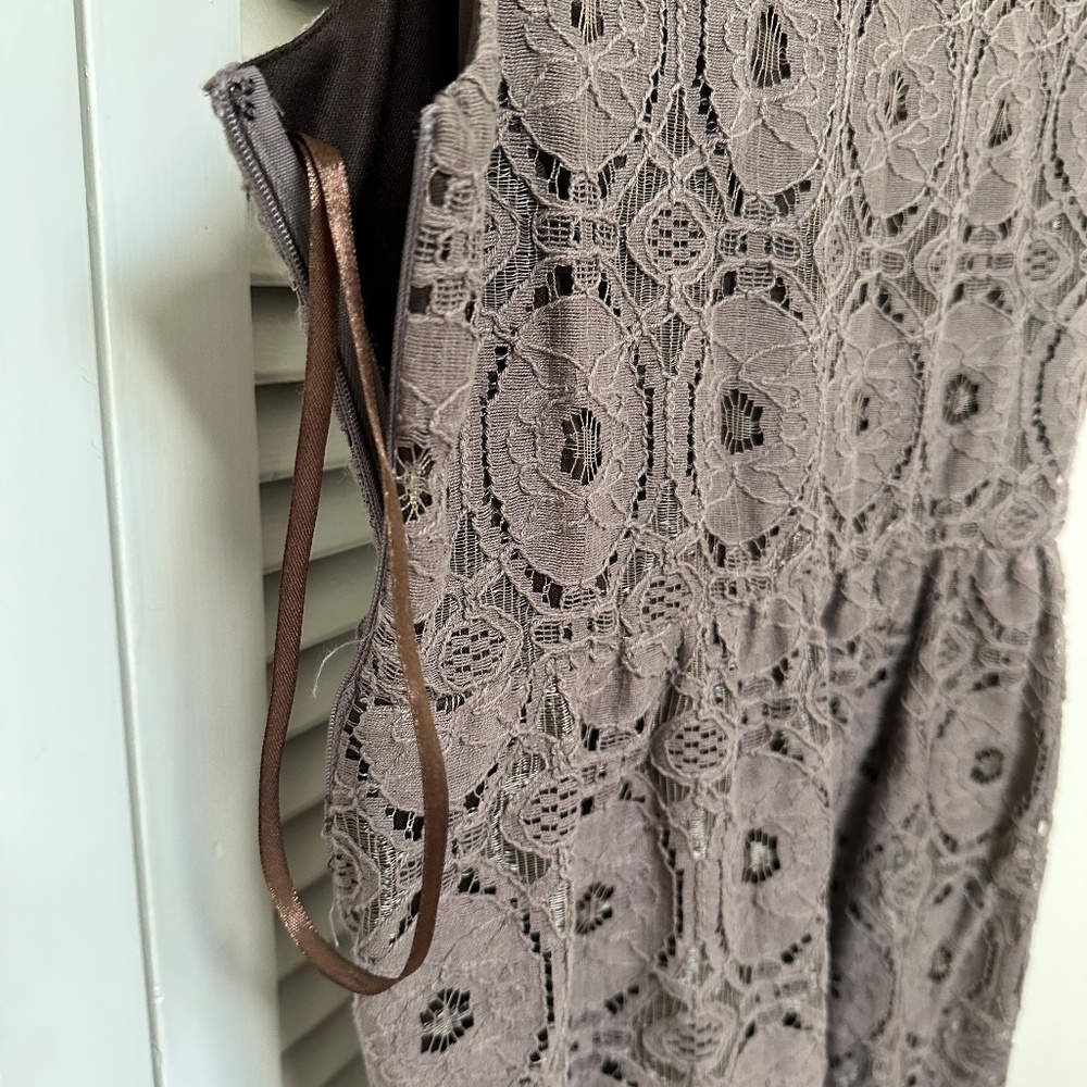 Cotton Lace Dress Taupe Gray Fully Lined Valerie Bertinelli Size 14 - Picture 11 of 11